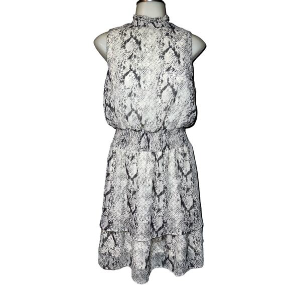 She + Sky Dresses & Skirts - She + Sky Women’s Size Small Grey Sleeveless Cheetah Animal Print Dress Ruffle